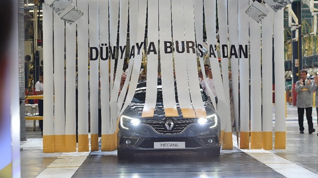 Turkey’s Oyak and French automotive producer Renault Group signed an agreement in France to extend their partnership for 27 years