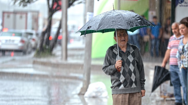 Tam bitti derken yeniden geliyor: İstanbul için sağanak yağış uyarısı