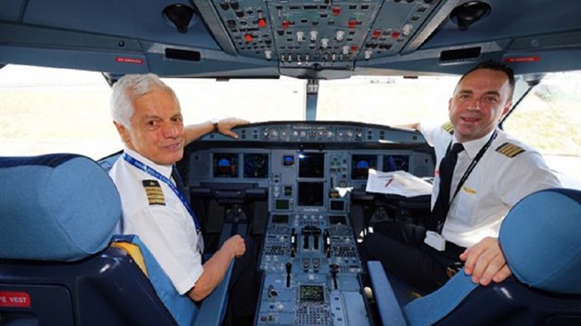 THY'nin 45 yıllık pilotu Kemal İnce son uçuşunu gerçekleştirdi
