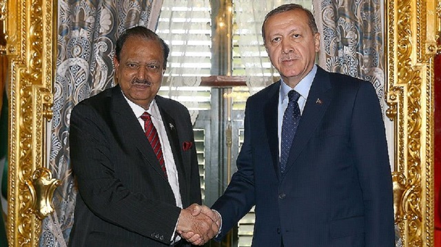 الرئيس التركي والرئيس الباكستانيفي لقاء سابق بينهما