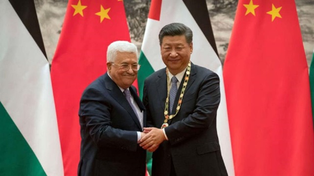 الرئيس الصيني ونظيره الفلسطيني في لقاء سابق بينهما