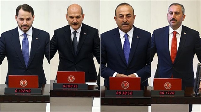 الحكومة التركية الجديدة تؤدي اليمين الدستورية