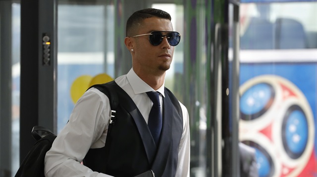 Ronaldo, Juventus'la 4 yıllık sözleşme imzalayacak.