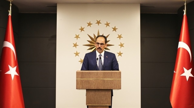 متحدث الرئاسة التركية يدعو الأوربيين التعامل بشكل حازم مع ظاهرة العنصرية في بلدانهم