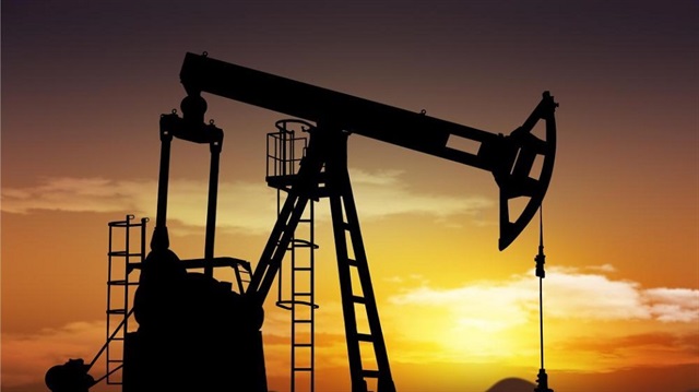 هبوط ضخم لمخزونات النفط الأمريكية بـ12.6 مليون برميل الأسبوع الماضي