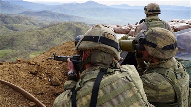 الجيش التركي يحّيد 3 إرهابيين من"بي كا كا" جنوبي شرقي البلاد