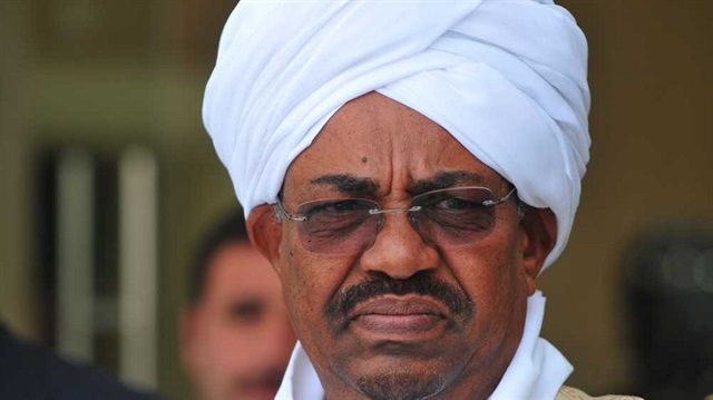 الرئيس السوداني يصدر قرارا جمهوريا بتمديد وقف إطلاق النار بمناطق النزاعات 