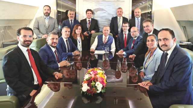 Başkan Recep Tayyip Erdoğan, KKTC ziyareti dönüşü uçakta gazetecilerle sohbet etti.