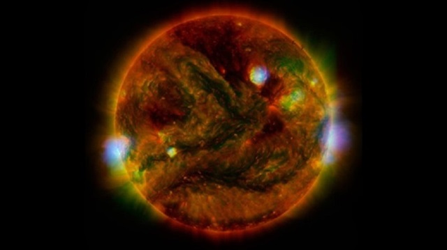 علماء الفلك يفشلون في تحديد تركيبة الشمس
