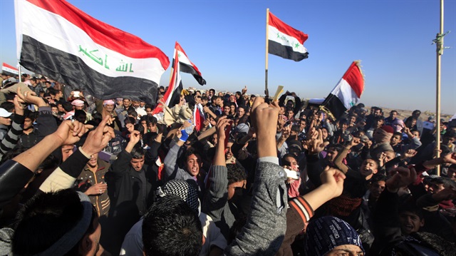 اتساع نطاق المواجهات بين قوات الأمن والمتظاهرين جنوبي العراق