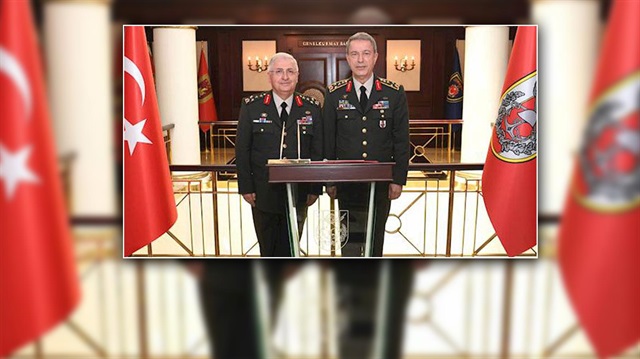 Milli Savunma Bakanı olan Hulusi Akar, Genelkurmay Başkanlığı görevini Orgeneral Yaşar Güler’e devretti.