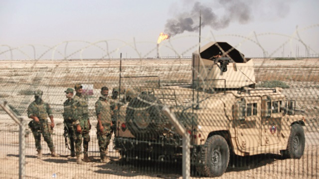 Irak, 30 bin kişilik askeri gücünü güneye yönlendirdi.