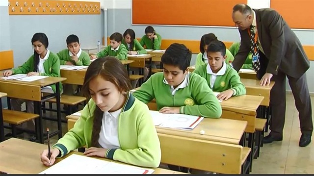 İlköğretim ve Ortaöğretim Kurumları Bursluluk Sınavı sonuçları MEB'in sitesinde açıklandı.