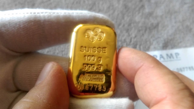 Altının ons fiyatı 1.222,43 dolara geriledi.