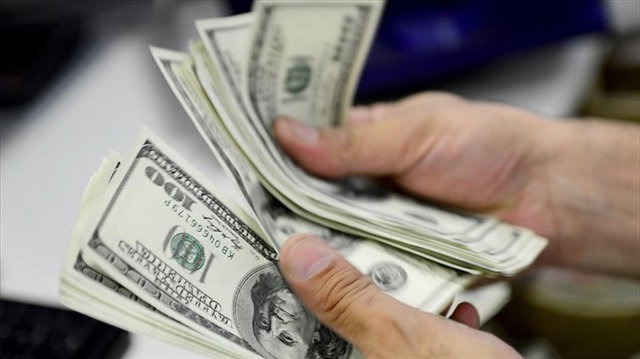 Merkez Bankası yıl sonu dolar tahminini 4.83'e yükseltti.