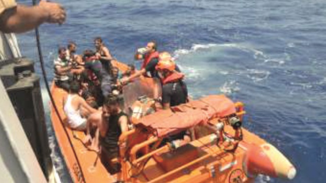 Erenköy açıklarında 19 göçmen boğuldu