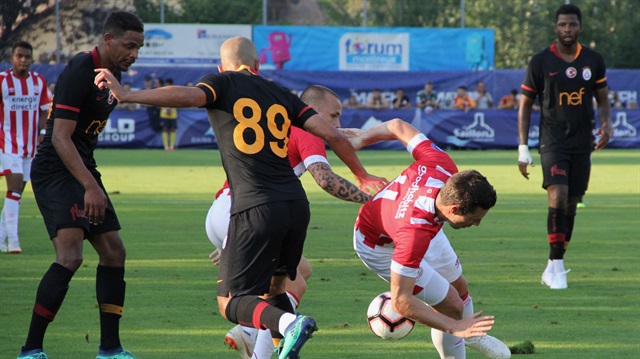 Galatasaray'ın PSV ile oynadığı hazırlık maçında gol Linnes'ten geldi.