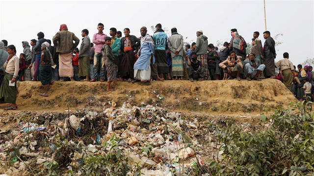 FILE PHOTO: Rohingya refugees 