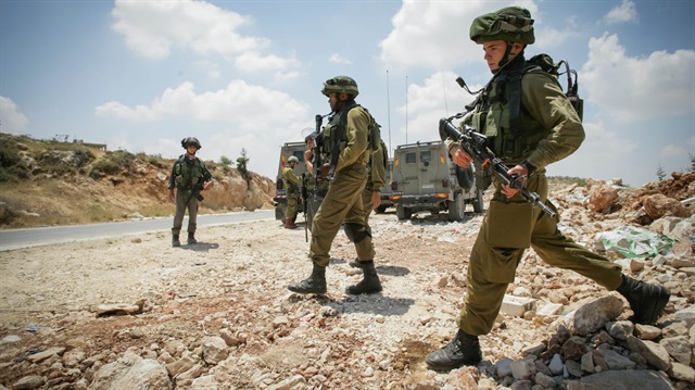 جنود إسرائيليون يعتدون على فلسطيني مصاب بمتلازمة داون في الخليل