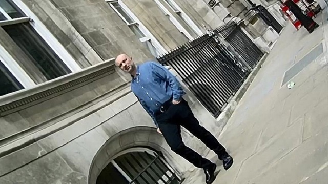 Fugitive Turkish businessman Hamdi Akın İpek was spotted on London streets 