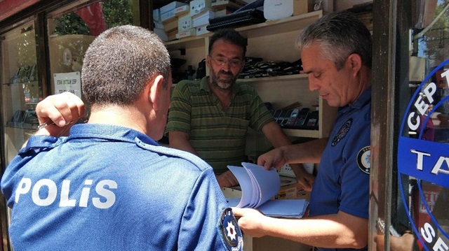 Sokakta bulduğu binlerce doları bakın ne yaptı