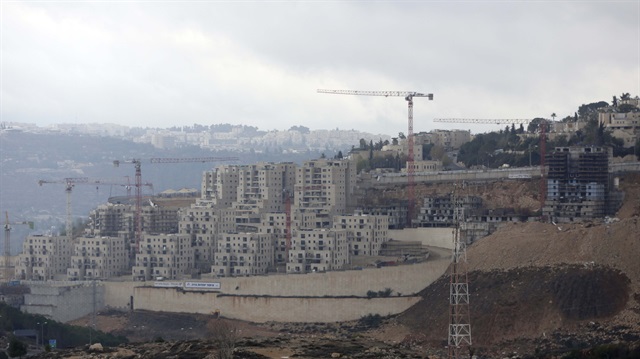 Arşiv: İşgalci İsrail, yasa dışı yerleşim yerlerine yeni evler inşaa ediyor.