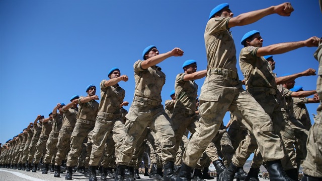 Askerlikte yeni sistem çalışması sürüyor.
