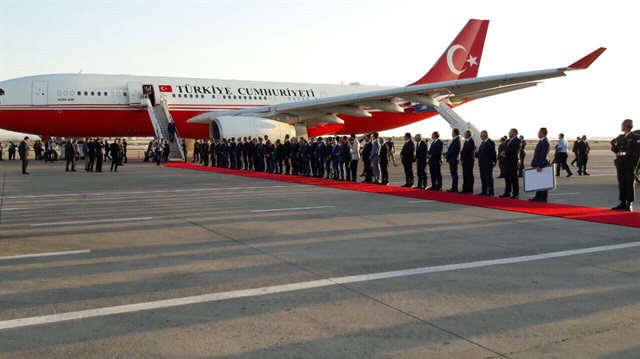 Başkan Erdoğan, Zambiya'daki resmi temaslarının ardından özel uçak "TUR" ile TSİ 19.55'te başkent Lusaka'dan ayrıldı.