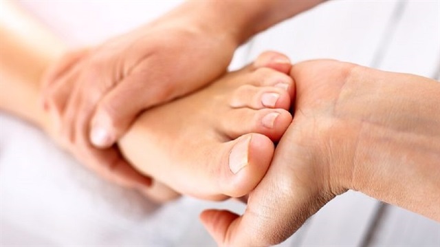 Ayakta açılan yara ayağın kesilmesinden hayati riske kadar pek çok soruna yol açabiliyor. ​