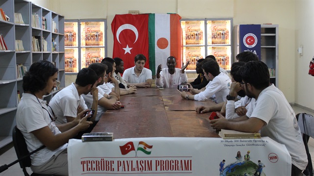 A group of Turkish university students are in Niger for a voluntary work
