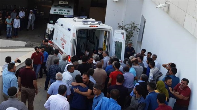 Korkulu ve İzgü'nün cenazeleri otopsi için Siirt Devlet Hastanesi morguna kaldırıldı.