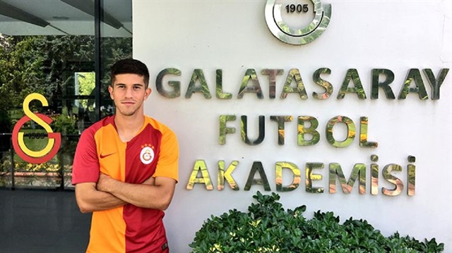 18 yaşındaki Mirza Cihan, Gaziantep ekibi ile geçtiğimiz sezon Spor Toto 1. Lig’de 1 müsabakaya çıktı.