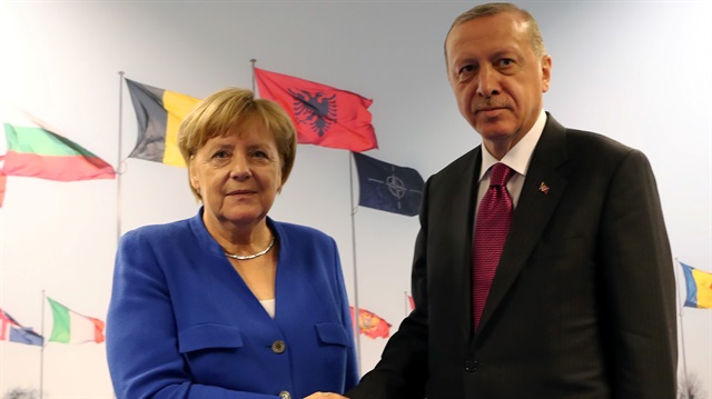 Almanya Başbakanı Angela Merkel ve Cumhurbaşkanı Recep Tayyip Erdoğan Brüksel'deki NATO zirvesinde bir araya gelmişti. 