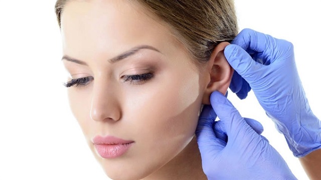 Kepçe kulak ameliyatı ciddi riskler taşıyan bir müdahale değildir.