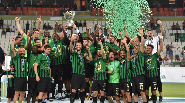 Akhisarspor won the Turkish Super Cup by beating Galatasaray 5-4 on penalties.