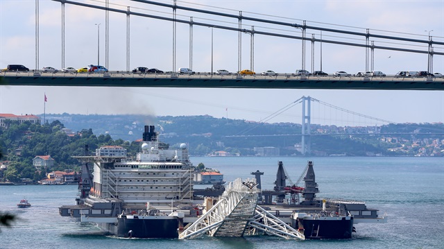 Pipe laying vessel Pioneering Spirit sails through the Bosphorus  