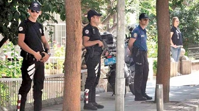​تحركات للموساد وCIA بجانب مقرّ احتجاز قس أمريكي في تركيا