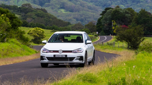 Volkswagen bir ülkede daha binek araçlardaki dizel modellerini tamamen kaldırıyor.