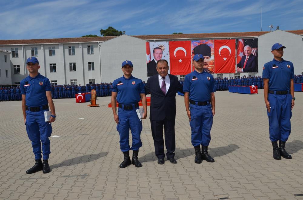 canakkale de askerlik 3 uncu jandarma egitim tabur komutanligi acemi birligi