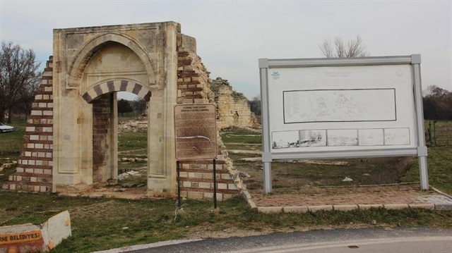 Hürrem Sultan'ın Kanuni Sultan Süleyman'a yazdığı mektuplar Edirne Sarayı'nın kazılmasıyla gün yüzüne çıkacak.