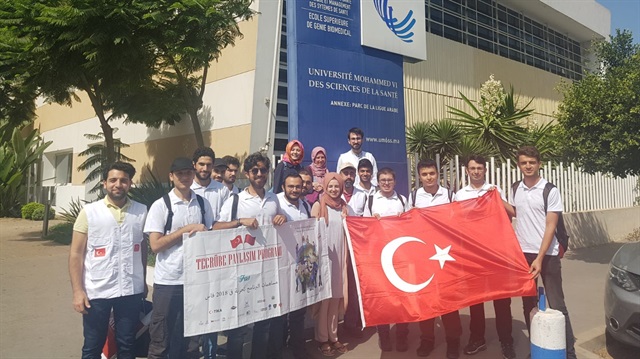 استقبل الطلاب مستشارة السفير التركي دارلا دميريل