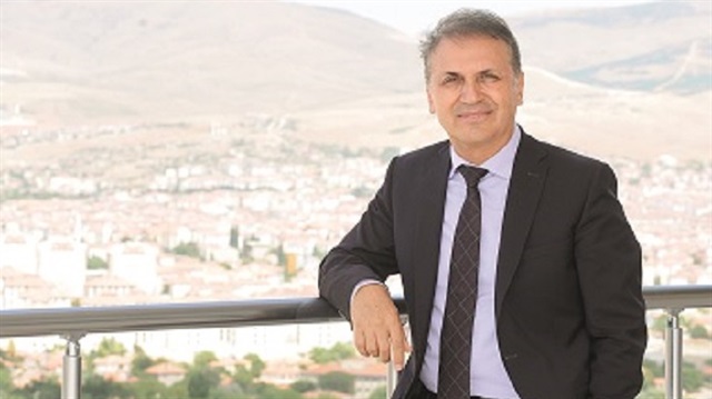 Ankara Müzik ve Güzel Sanatlar Üniversitesi kurucu rektörü Prof. Dr. Erol Parlak. 