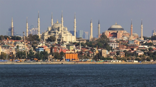 ​İstanbul tarihçisi, yazar Haldun Hürel​, İstanbul’un hangi semtlerini hangi mevsimlerde geziliri anlattı.