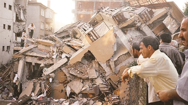 17 Ağustos 1999’da merkez üssü Gölcük olan ve 45 saniye süren 7.6 büyüklüğündeki deprem, Türkiye’yi yasa boğmuştu.