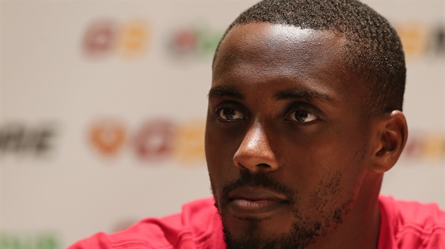 Lionel Carole, Troyes takımından Galatasaray'a 1.5 milyon euro bonservis bedeliyle transfer olmuştu. 