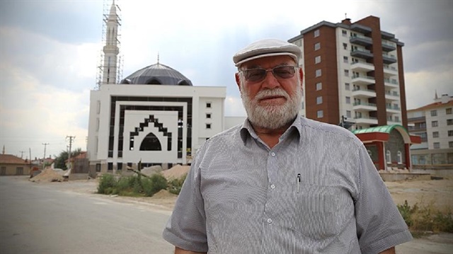 Derviş Özçoban, bugüne kadar Konya'da farklı mahallelerde 8 cami yaptırdı.