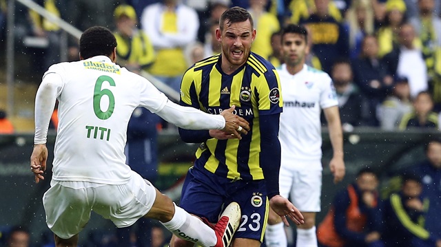 Jannsen Fenerbahçe formasıyla çıktığı 18 maçta (10'u ilk 11) 5 gol atarken 4 de asist kaydetti.