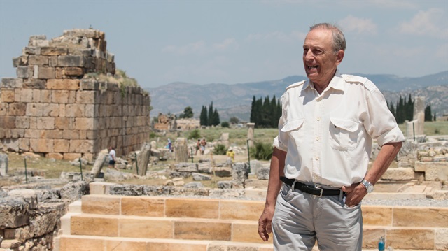 İtalyan arkeolog Francesco D'Andria, geçen sene emekli olmasına rağmen çalışmaya devam ediyordu.