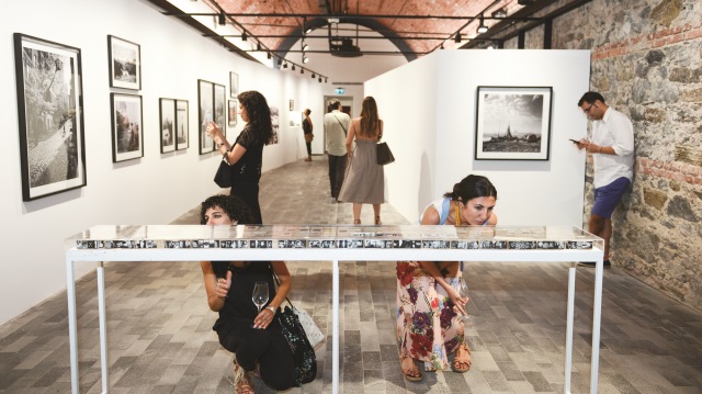  Ara Güler Müzesi, Türkiye’de fotoğrafçılığın  uluslararası alanda ün  kazanmış en önemli  temsilcisi Ara Güler’in  arşivini gün yüzüne  çıkarıyor.
