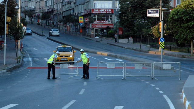 İstanbul'da 30 Ağustos Zafer Bayramı nedeniyle bazı yollar trafiğe kapatıldı. 